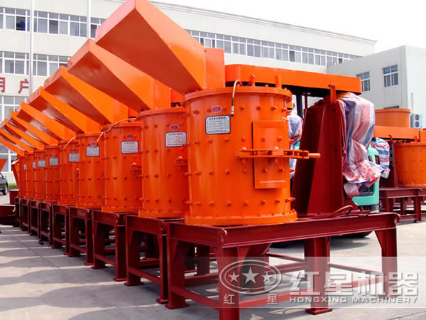 復(fù)合式破碎機圖片